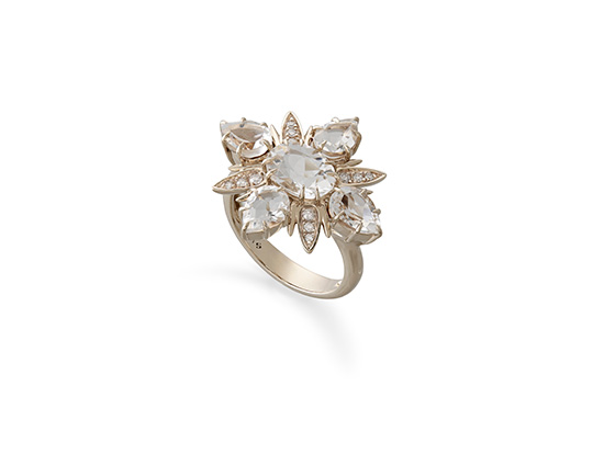 Metamorfose Ring in Noble Gold 18K
