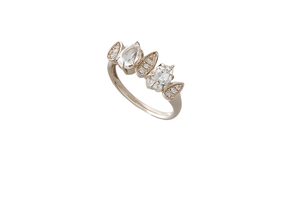 Metamorfose Ring in Noble Gold 18K